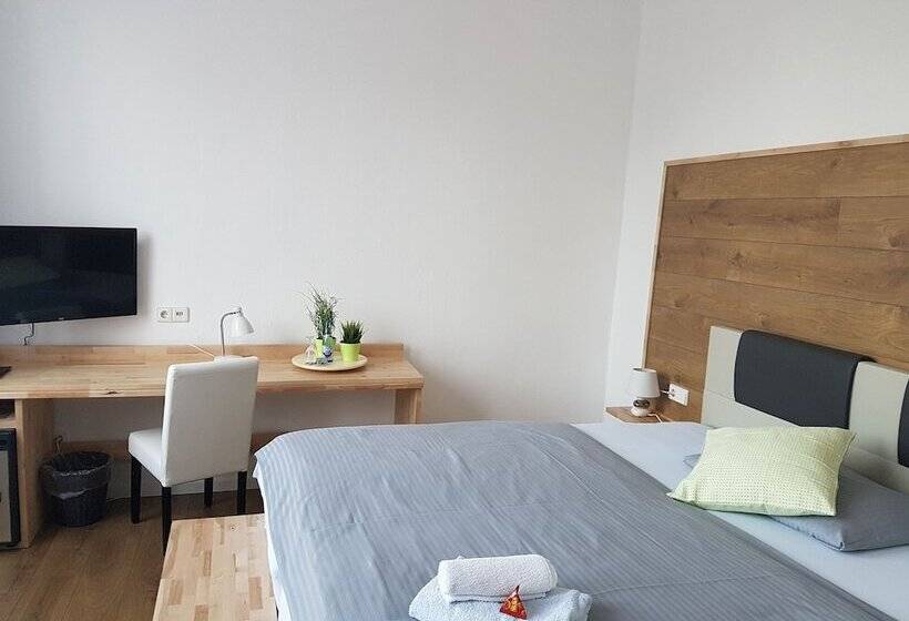 Номер Комфорт, Bennetts Restaurant Und