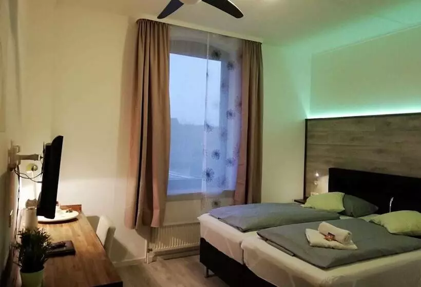 Comfort-huone, Bennetts Restaurant Und