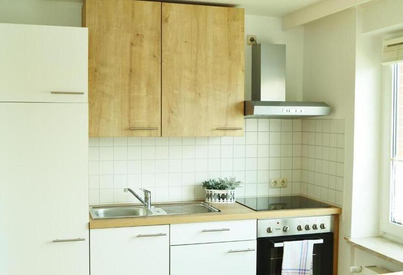 Апартаменты 1 Спальня, Mahlzeit   Hotel Brauhaus Weyhausen   Keramikstudio