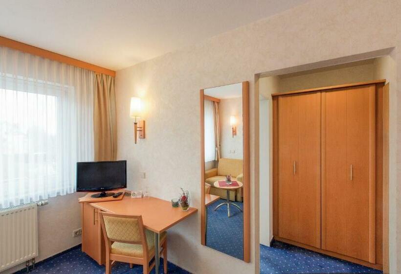 חדר סטנדרט יחיד, Hellers Twenty Four Ii  24h Check In