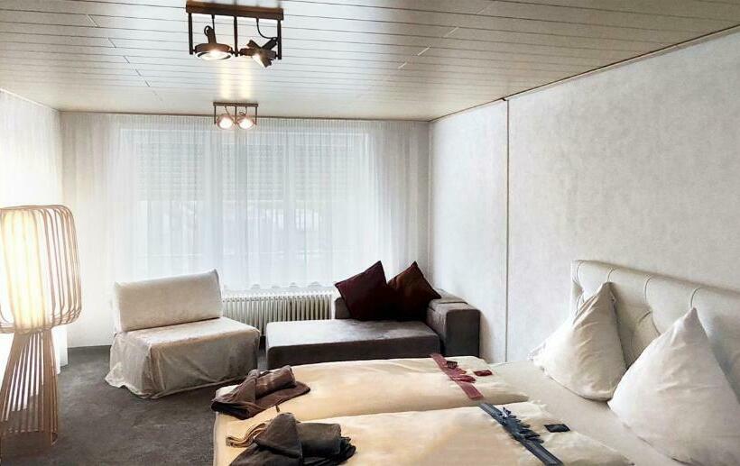 דירת שלושה חדרים, Hellers Twenty Four Ii  24h Check In