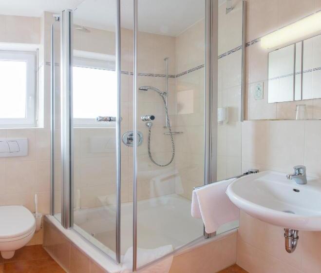 חדר סופריור, Hellers Twenty Four Ii  24h Check In