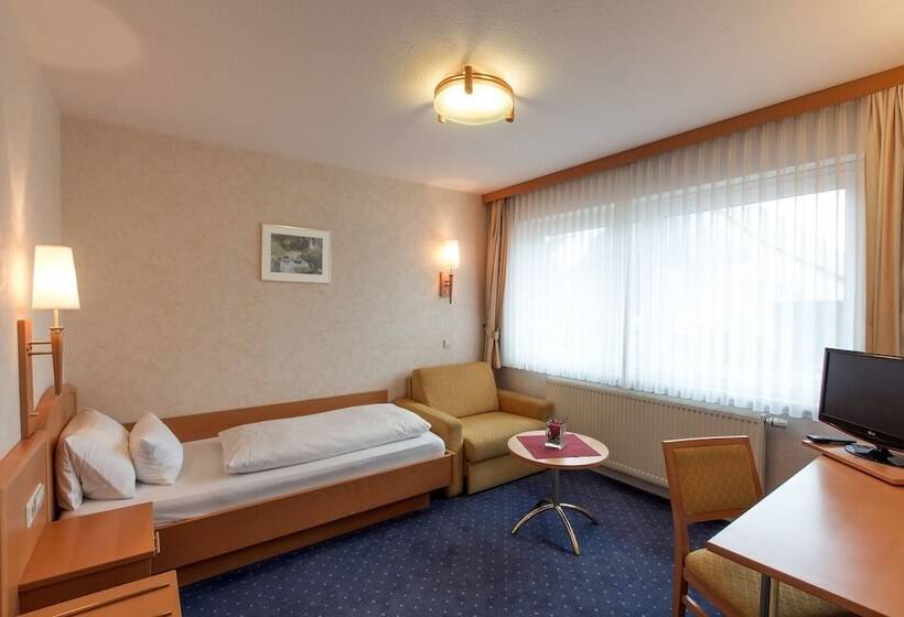 חדר סטנדרט יחיד, Hellers Twenty Four Ii  24h Check In