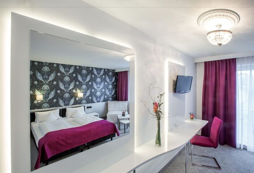 חדר דלוקס, Hellers Twenty Four Ii  24h Check In