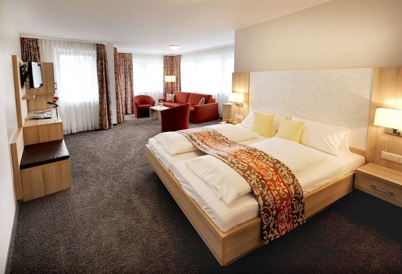 חדר דלוקס, Hellers Twenty Four Ii  24h Check In