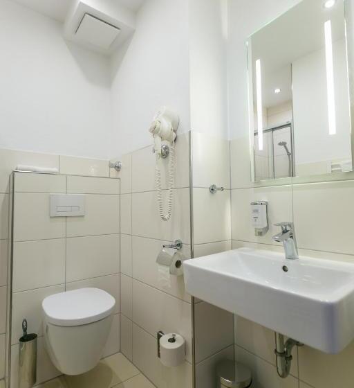 标准单人间, Kehrenkamp