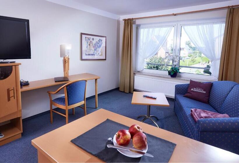 주니어 스위트, Schünemann