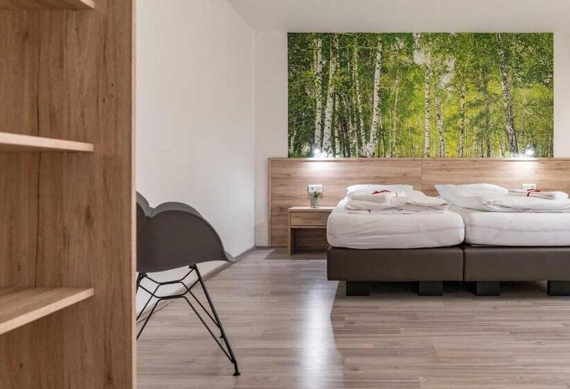 スタンダードルーム, Wildpferd Dülmen