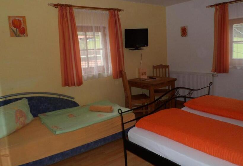 标准三人间, Berggasthaus Kraxenberger