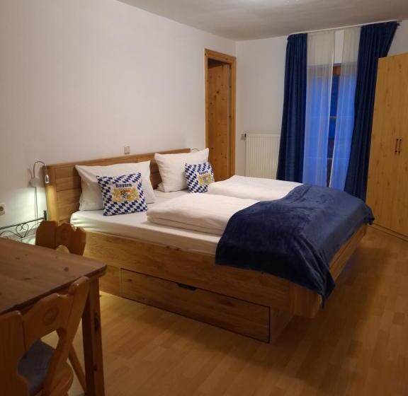 家庭间, Berggasthaus Kraxenberger