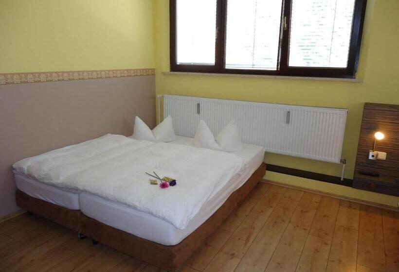 ファミリールーム, Stadthotel Regensburg