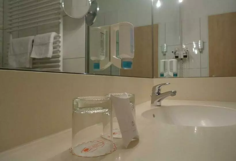 Standard Room, Thiesmann´s Hotel & Restaurant