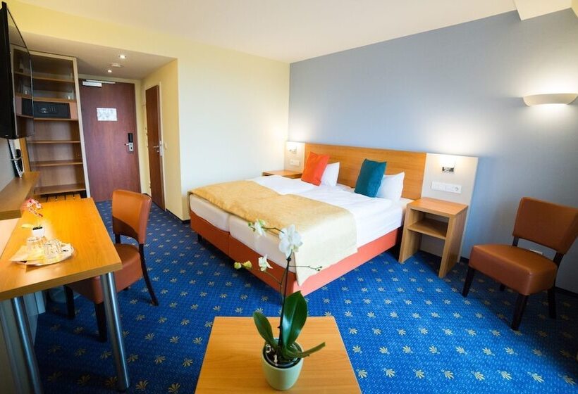 غرفة قياسية فردية, Berghotel Tambach