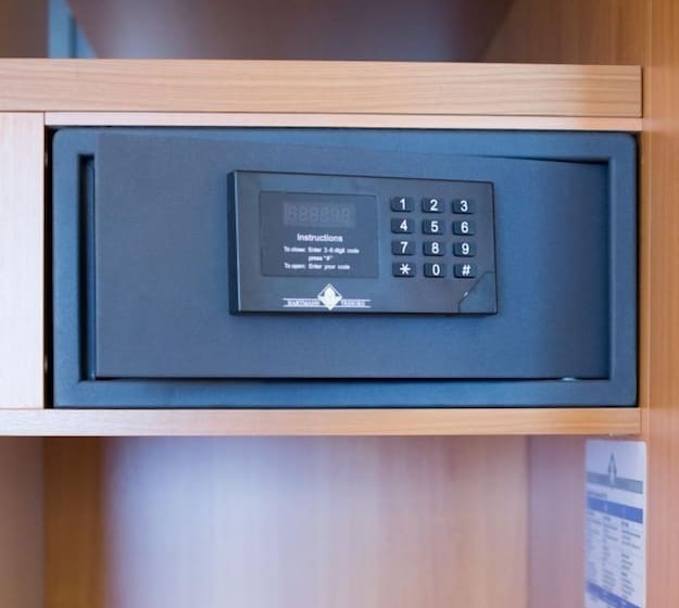 غرفة قياسية فردية, Berghotel Tambach