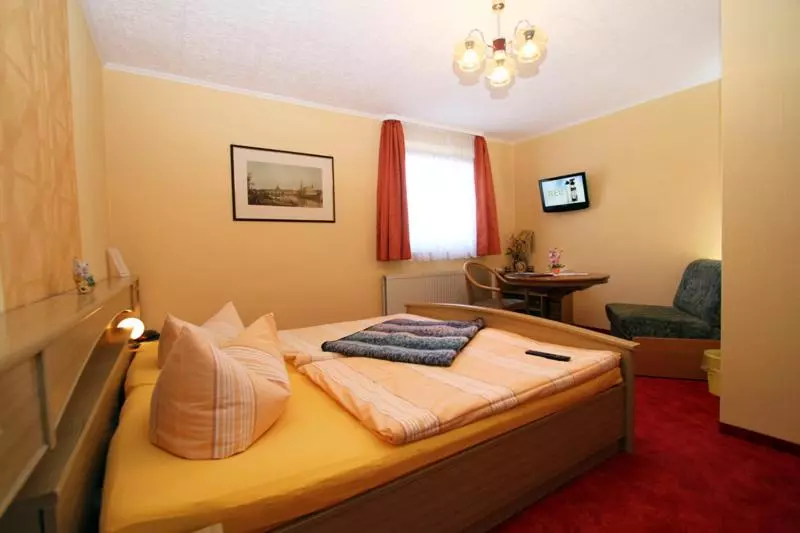 スタンダードルーム, Familienhotel Zur Linde