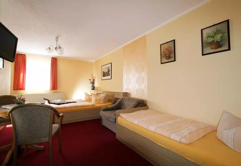 スタンダードトリプルルーム, Familienhotel Zur Linde