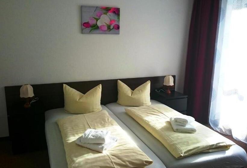 Номер Стандарт Трехместный, Ferienhotel Zwotatal