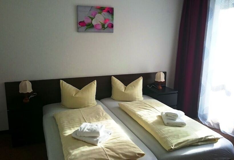 スタンダードトリプルルーム, Ferienhotel Zwotatal