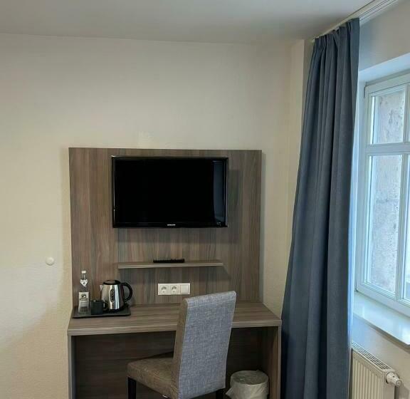 标准单人间, Villa Am Paradies