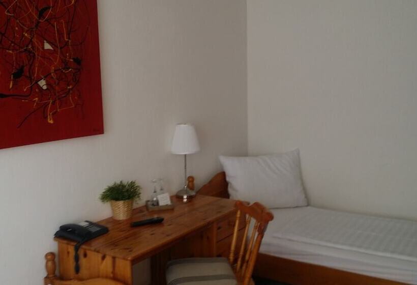 스탠다드 룸, Am Stadion