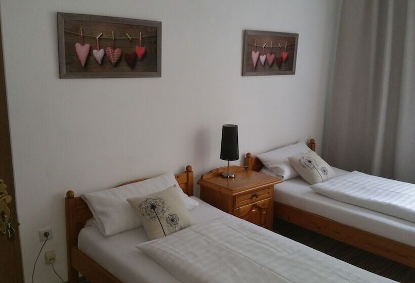 스탠다드 룸, Am Stadion