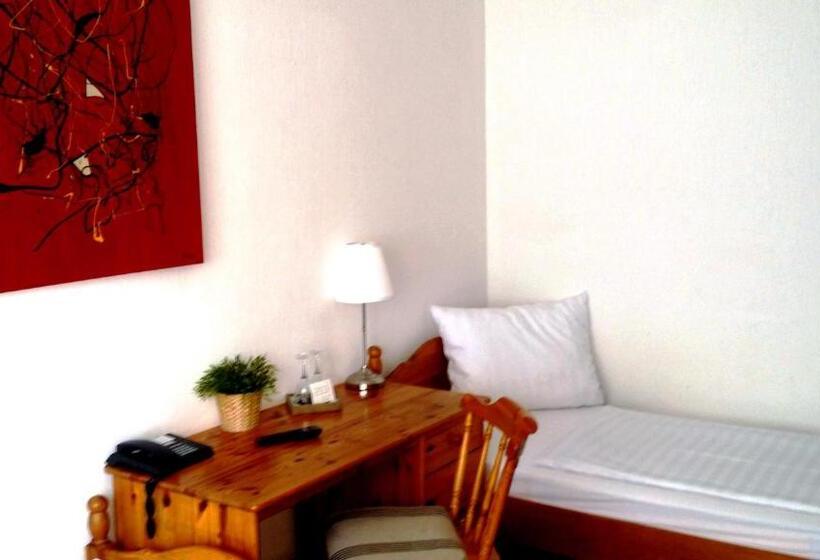 스탠다드 룸, Am Stadion