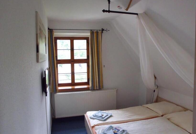 스탠다드 룸, Burg Hohnstein