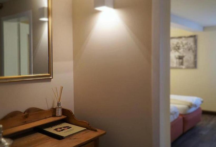 חדר סטנדרט, Dalberg