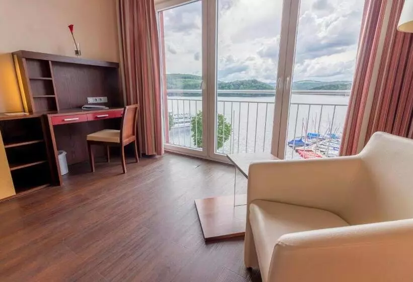 Standard-huone Järvinäkymä, Der Seehof