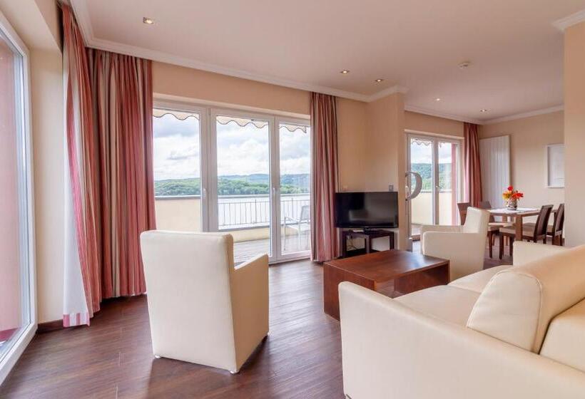 Suite with lake view, Der Seehof