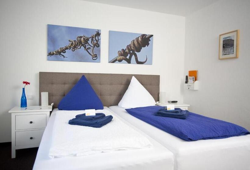 스탠다드 룸, Emmerich