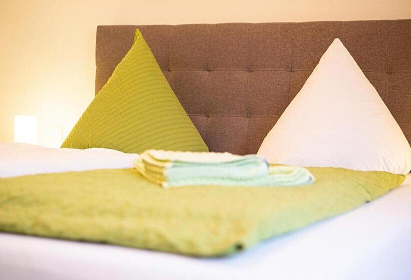 스탠다드 룸, Emmerich