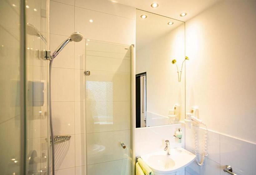 스탠다드 룸, Emmerich