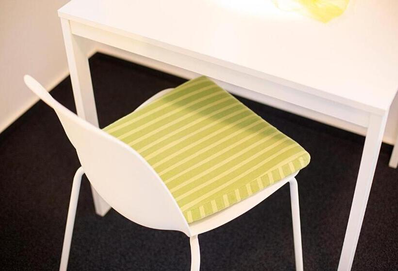 스탠다드 싱글 룸, Emmerich