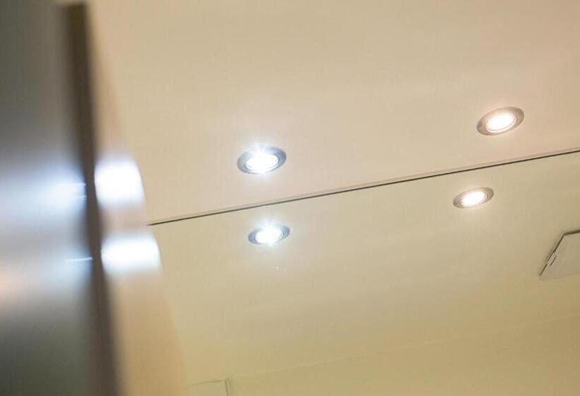 스탠다드 싱글 룸, Emmerich