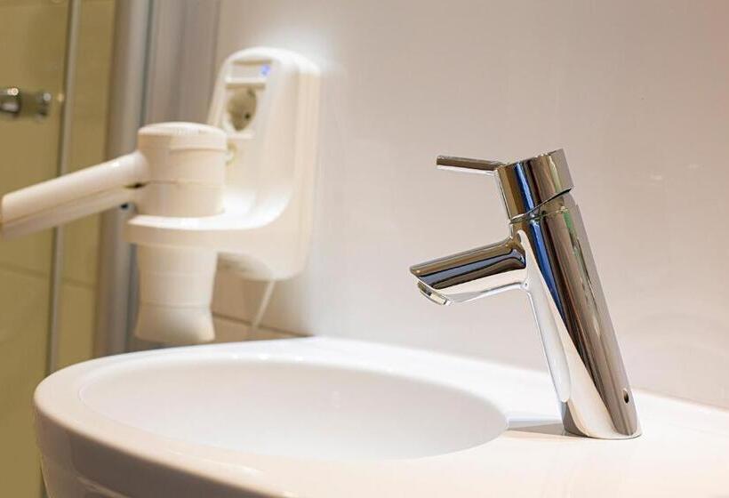 스탠다드 싱글 룸, Emmerich