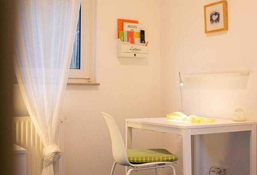 스탠다드 싱글 룸, Emmerich