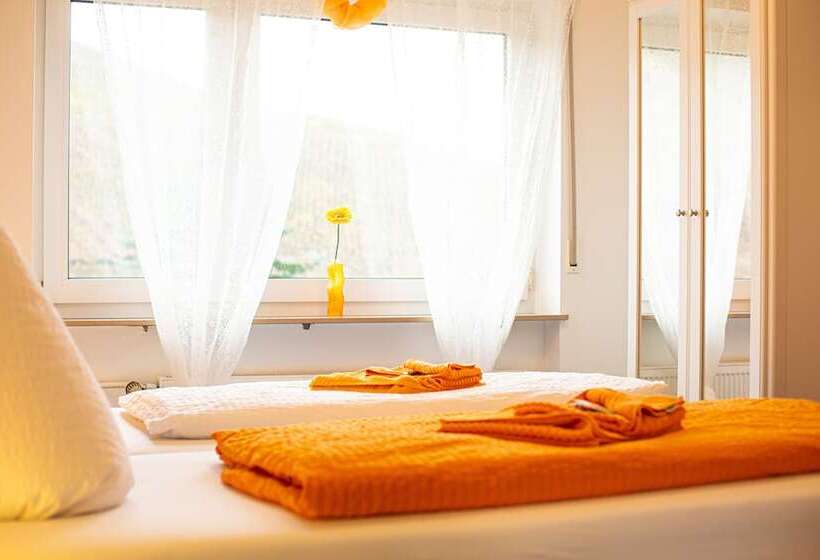 스탠다드 룸, Emmerich