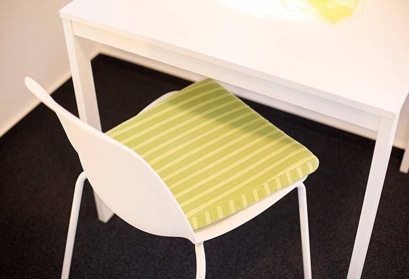 스탠다드 싱글 룸, Emmerich