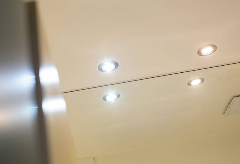 스탠다드 싱글 룸, Emmerich