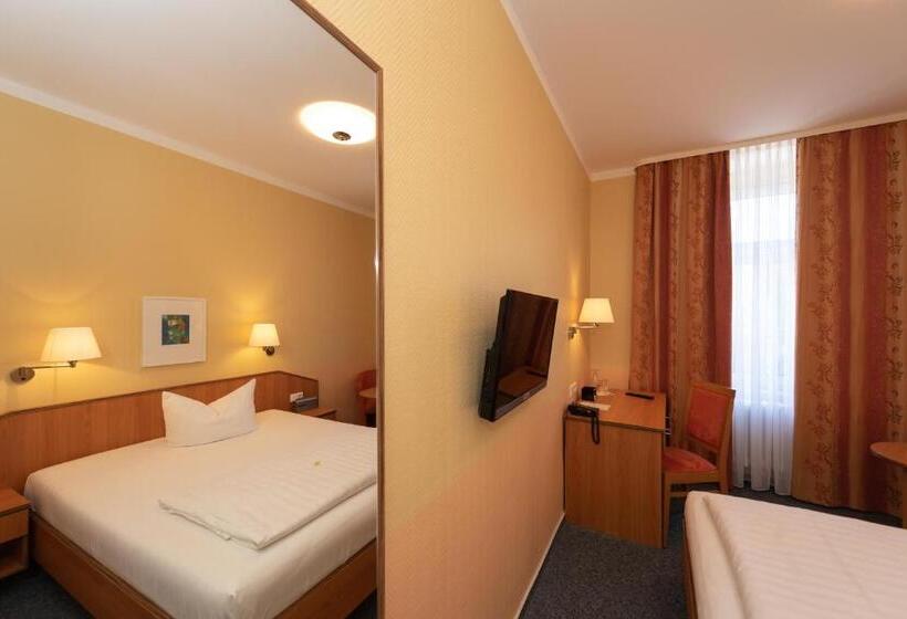 Номер Стандарт Индивидуальный, Europa