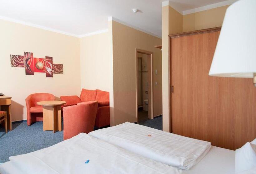 Номер Стандарт, Europa