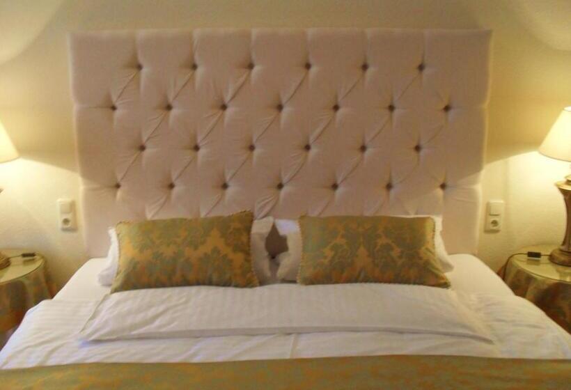 컴포트 룸, In Piazza