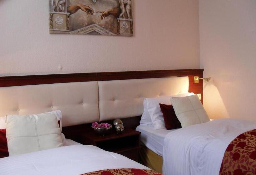 스탠다드 룸, In Piazza