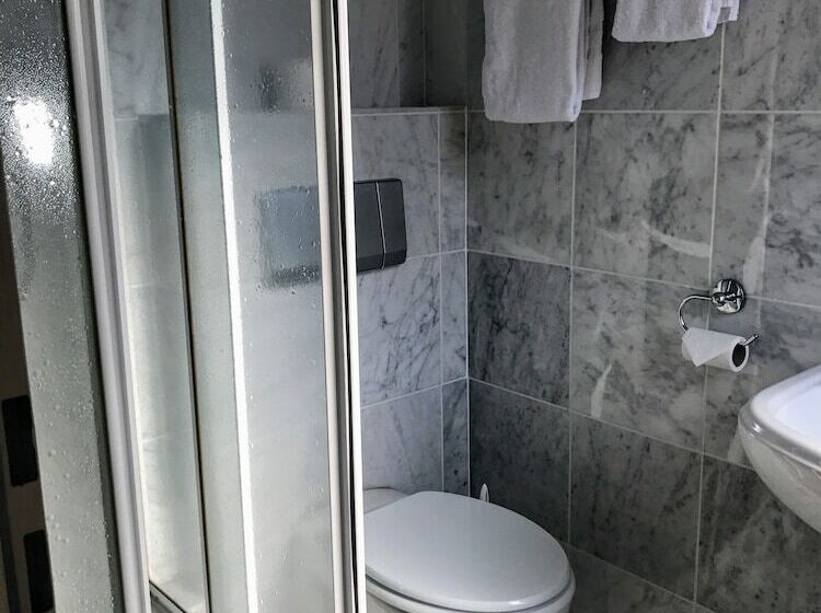 Номер Стандарт Индивидуальный, Kölner Hof