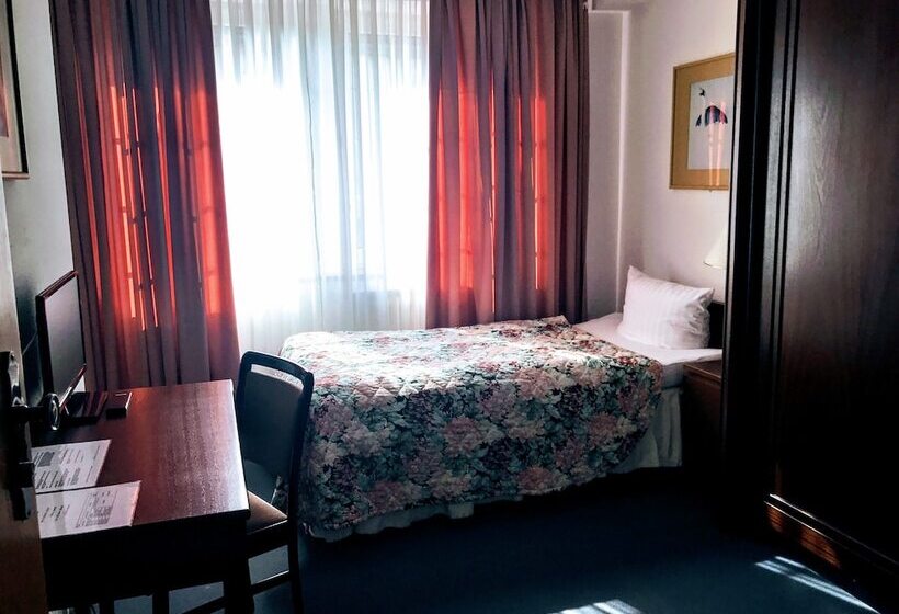 Номер Стандарт Индивидуальный, Kölner Hof