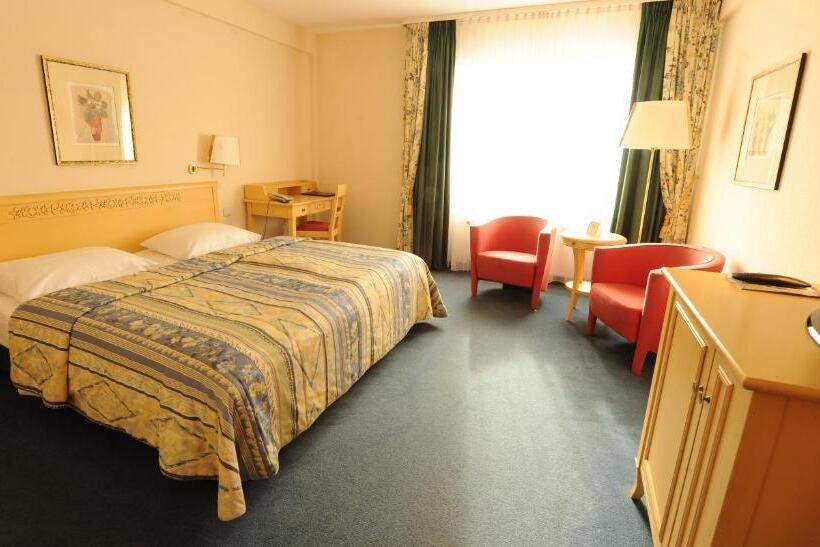 غرفة قياسية, & Restaurant Schönau