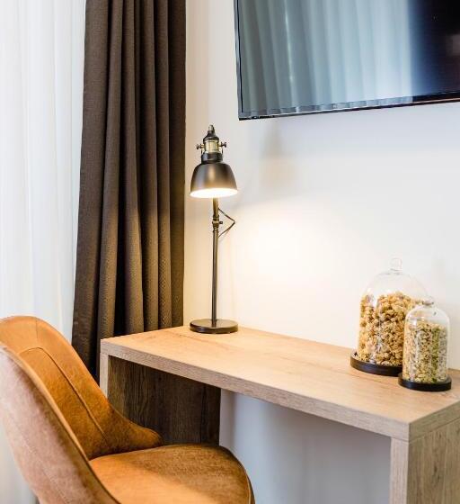 家庭套房, Restaurant Zwergschlösschen