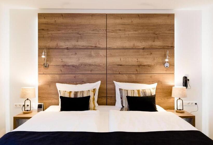 标准间, Restaurant Zwergschlösschen