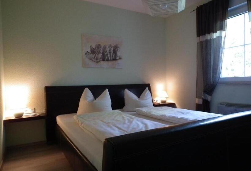 バルコニー付き１ベッドルームアパートメント, Töpferpark